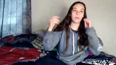 Bella online show from 07/22/26, 04:54
