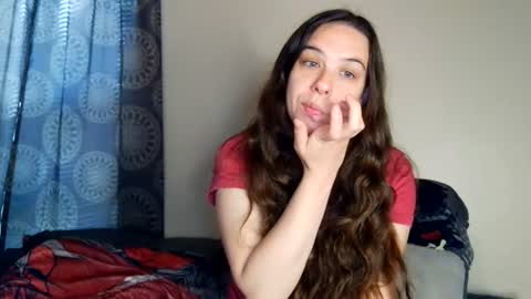 Bella online show from 08/04/26, 03:14