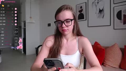 Bella online show from 03/02/25, 02:51