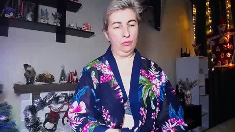 Snapshot of miss_tasha_kom chatting on 01/15/25, 10:06 miss_tasha_kom online show from 01/15/25, 10:06