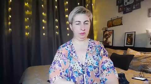 Snapshot of miss_tasha_kom chatting on 01/20/25, 11:56 miss_tasha_kom online show from 01/20/25, 11:56