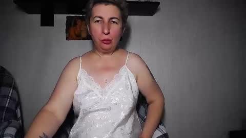 Snapshot of miss_tasha_kom chatting on 09/21/25, 08:49 miss_tasha_kom online show from 09/21/25, 08:49