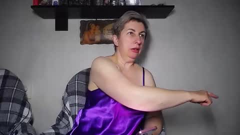 Snapshot of miss_tasha_kom chatting on 10/12/25, 07:51 miss_tasha_kom online show from 10/12/25, 07:51