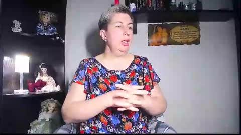 Snapshot of miss_tasha_kom chatting on 10/24/25, 08:55 miss_tasha_kom online show from 10/24/25, 08:55