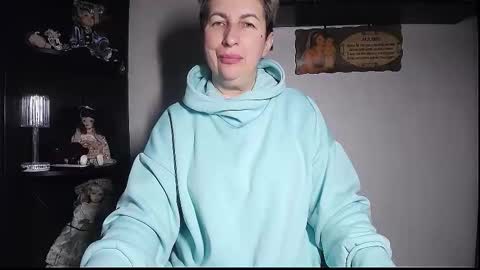 Snapshot of miss_tasha_kom chatting on 10/26/25, 04:51 miss_tasha_kom online show from 10/26/25, 04:51