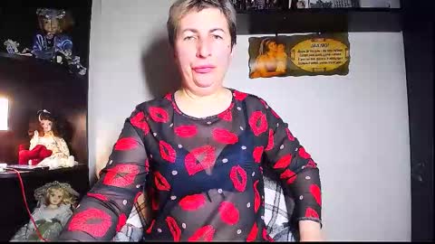 Snapshot of miss_tasha_kom chatting on 11/29/25, 02:31 miss_tasha_kom online show from 11/29/25, 02:31