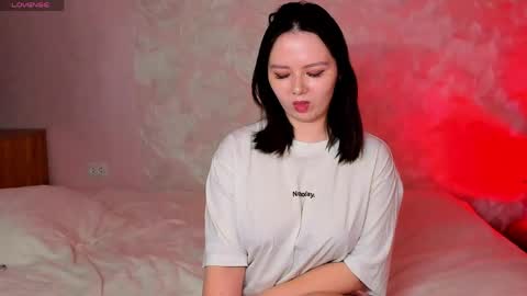 JULIE online show from 04/16/26, 10:05