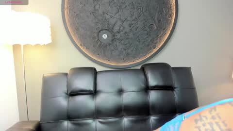 Snapshot of miss_vaiolette chatting on 01/10/25, 11:00 Vaiolette online show from 01/10/25, 11:00