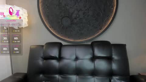 Snapshot of miss_vaiolette chatting on 03/06/25, 11:03 Vaiolette online show from 03/06/25, 11:03