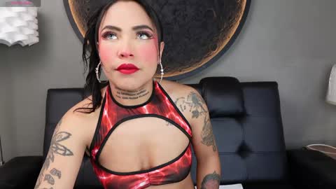 Vaiolette online show from 05/25/26, 11:05