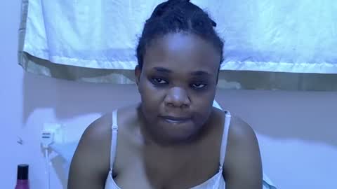 miss_velour online show from 03/25/26, 07:31