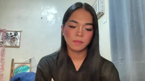 miss_veron_xoxo online show from 04/15/26, 06:42