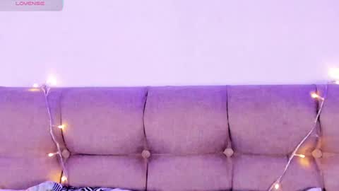 Miss Veronica online show from 02/07/25, 02:37