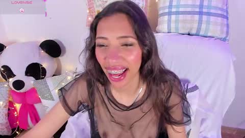 Miss Veronica online show from 02/27/25, 12:23