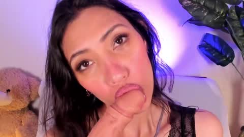 Miss Veronica online show from 05/05/26, 01:19