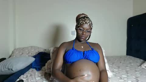 Snapshot of miss_wetcherry chatting on 06/11/26, 12:32 Cherie Independent model online show from 06/11/26, 12:32