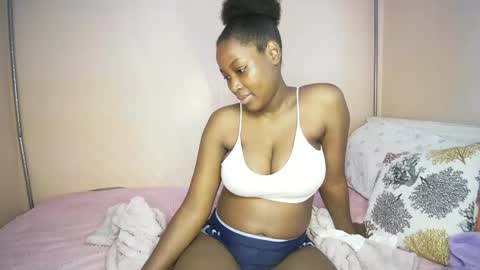 miss_worldfire online show from 05/17/26, 09:17