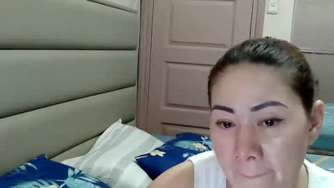 HOT MOMMY ZEPHYR online show from 03/10/26, 06:07