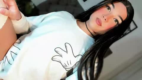 miss_zz online show from 04/13/26, 06:35