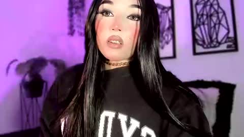 Snapshot of miss_zz chatting on 07/09/26, 04:27 miss_zz online show from 07/09/26, 04:27
