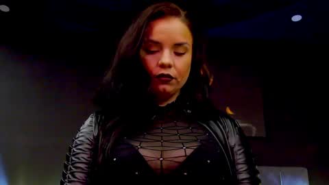 AliceReign online show from 04/01/26, 06:03