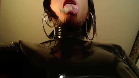 Anarkitten  online show from 10/21/25, 09:48