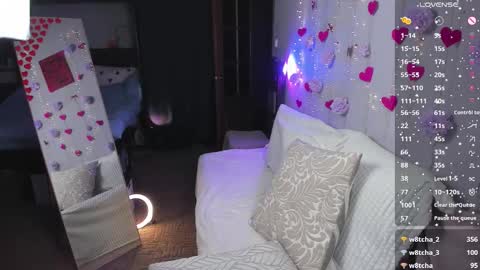 Snapshot of missbecca_ chatting on 03/16/26, 05:44 Becca online show from 03/16/26, 05:44