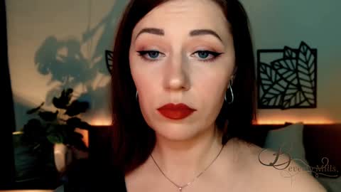 The divine Beverly online show from 12/06/24, 09:43