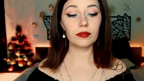 The divine Beverly online show from 12/21/24, 06:23