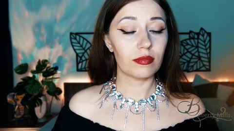 The divine Beverly online show from 01/11/25, 06:54