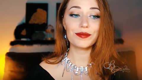 The divine Beverly online show from 09/28/25, 01:00