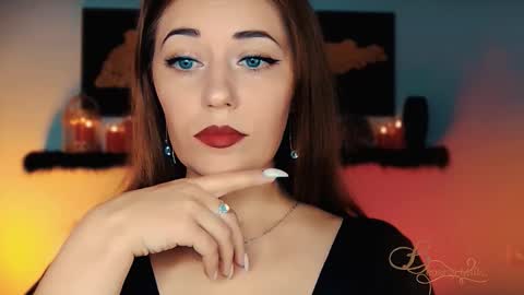 The divine Beverly online show from 11/06/25, 03:18