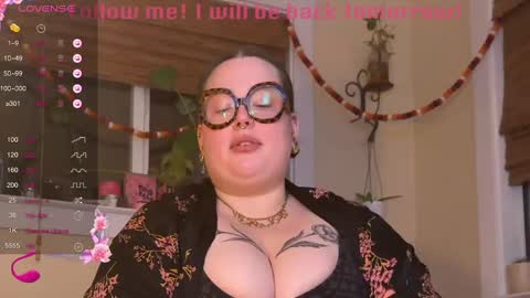 Miss Bika online show from 12/18/24, 02:10