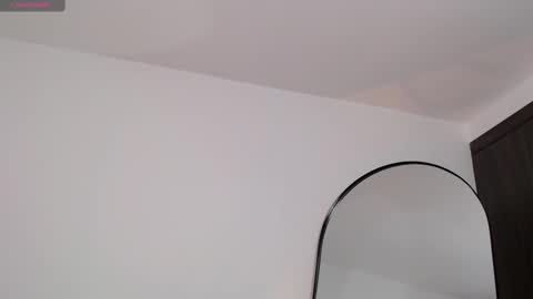 Snapshot of missblair12 chatting on 02/25/25, 01:39 MissBlair online show from 02/25/25, 01:39