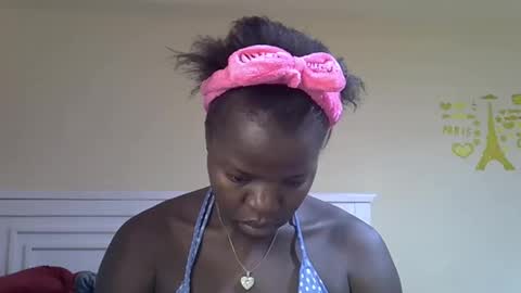 misscandy352_ online show from 04/13/26, 01:44