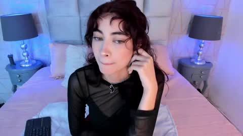 Snapshot of misscarlet_26 chatting on 04/14/26, 02:56 Misscarlet 26 online show from 04/14/26, 02:56