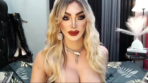 Snapshot of misschannel4sub chatting on 02/17/25, 01:04 PRIESTESS CHANNEL online show from 02/17/25, 01:04