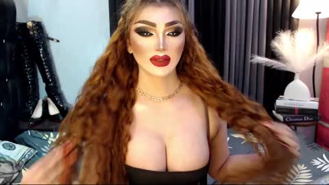 Snapshot of misschannel4sub chatting on 02/19/25, 11:04 PRIESTESS CHANNEL online show from 02/19/25, 11:04