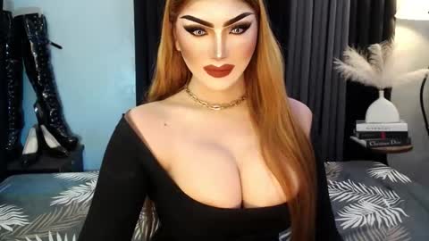 Snapshot of misschannel4sub chatting on 11/13/25, 03:55 PRIESTESS CHANNEL online show from 11/13/25, 03:55