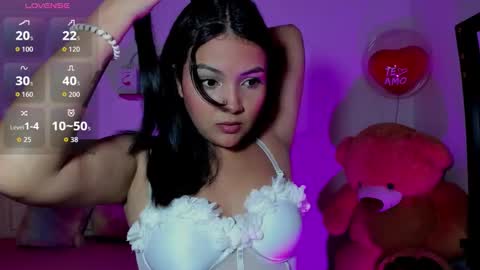 Snapshot of misschelsea01 chatting on 10/18/25, 07:03 Chelsea online show from 10/18/25, 07:03