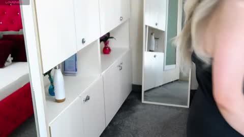 Darcy online show from 04/11/26, 04:39