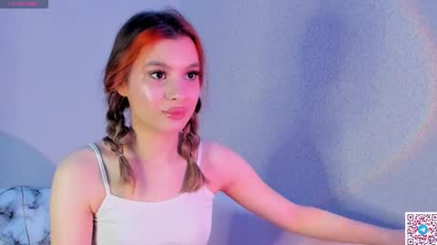 Snapshot of misseliss chatting on 02/28/25, 10:06 Hello dear my name Elisa online show from 02/28/25, 10:06