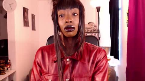 Emilie Diaz online show from 01/13/26, 02:33