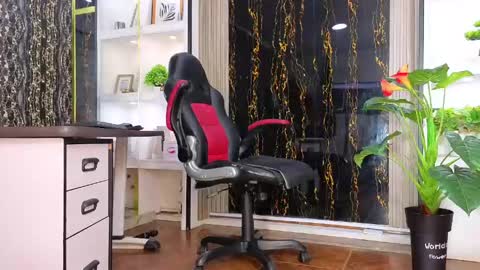 Escarlet online show from 04/17/26, 02:47