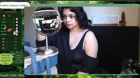 Miss Estephy online show from 01/28/25, 10:23