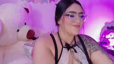 Snapshot of missevans_ chatting on 07/06/26, 05:37 missevans_ online show from 07/06/26, 05:37