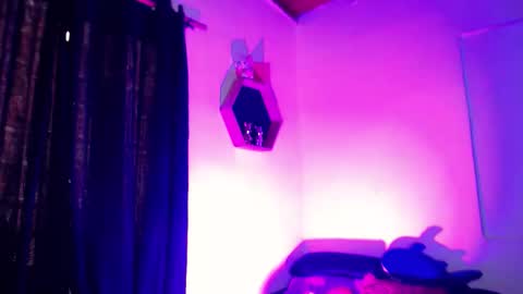 Snapshot of missfer_bigdick chatting on 03/16/26, 06:34 Fer online show from 03/16/26, 06:34
