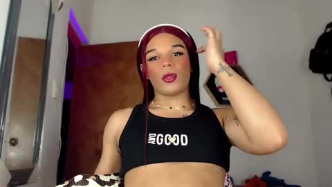 Snapshot of missfer_bigdick chatting on 04/15/26, 07:58 Fer online show from 04/15/26, 07:58