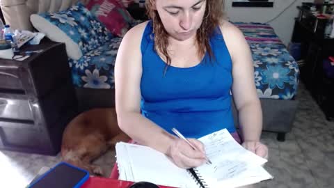 Snapshot of missgomezz_ chatting on 11/27/25, 06:43 Maria Gomezz online show from 11/27/25, 06:43