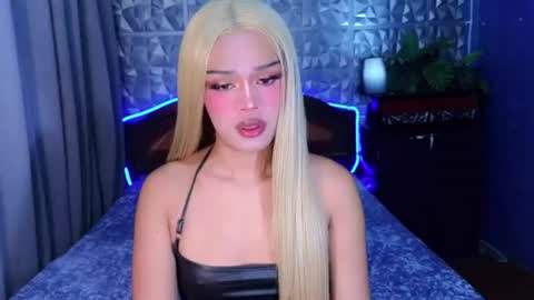 Snapshot of missionary_addiction_cumshot chatting on 06/09/26, 11:33 im your queen steffie online show from 06/09/26, 11:33